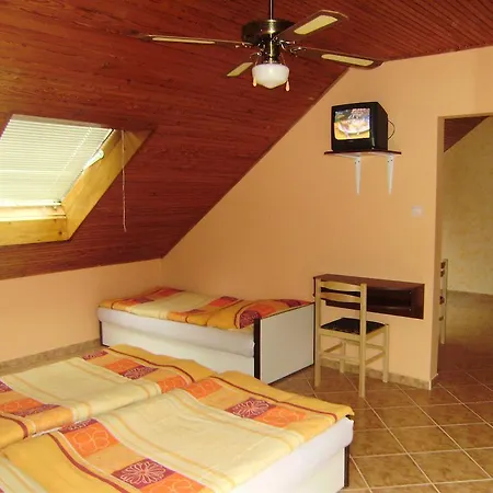 Sulak Apartmanhaz * Zamárdi