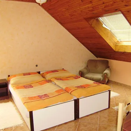 Sulak Apartmanhaz Zamárdi
